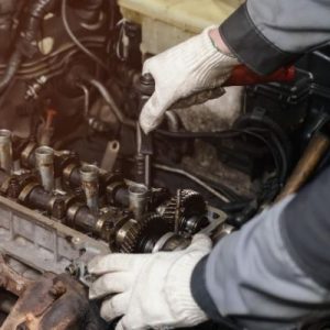 3 Telltale Warning Signs It’s Time To Clean Your Engine