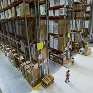 3 Tips for Managing a Distribution Center
