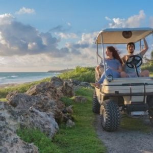 How To Stay Safe While Driving a Golf Cart