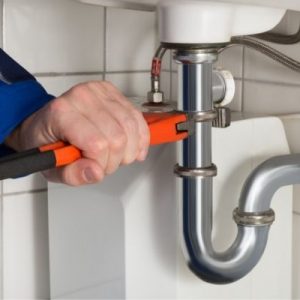 How To Handle Common Plumbing Problems