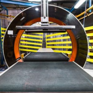 What To Consider When Choosing a Stretch Wrapper