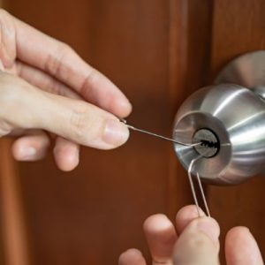 Mistakes That Keep You From Getting Better at Lock Picking