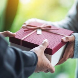 The Psychology of Color in Packaging for Gift-Giving