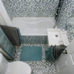 Tips for Optimizing Space in a Small Bathroom