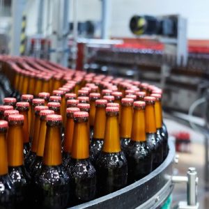 4 Industries That Rely on Conveyor Belt Systems